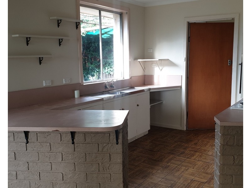 32 Chichester Drive, Devonport TAS 7310