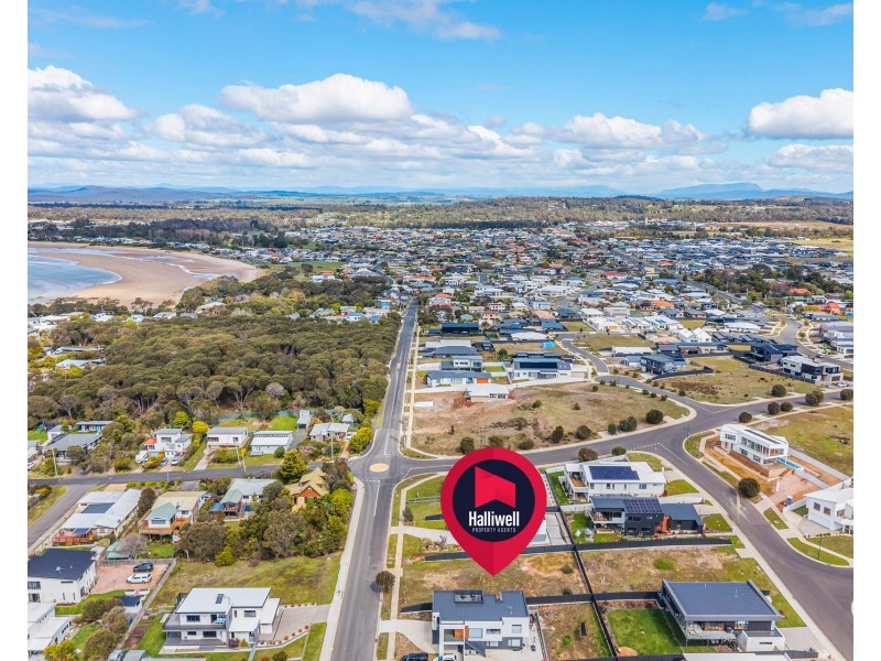 32 Joyce Street, Hawley Beach TAS 7307