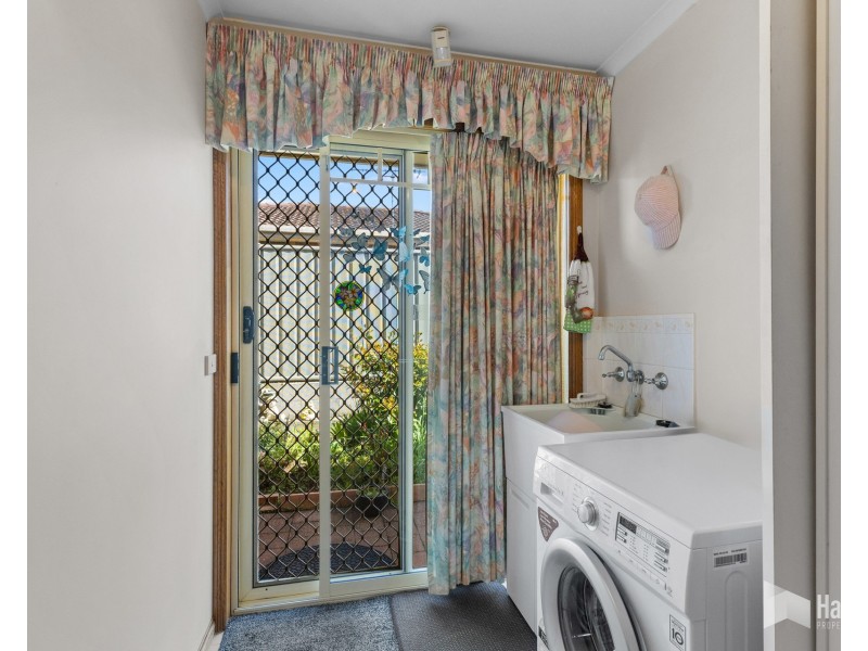 1/134-136 Steele Street, Devonport TAS 7310