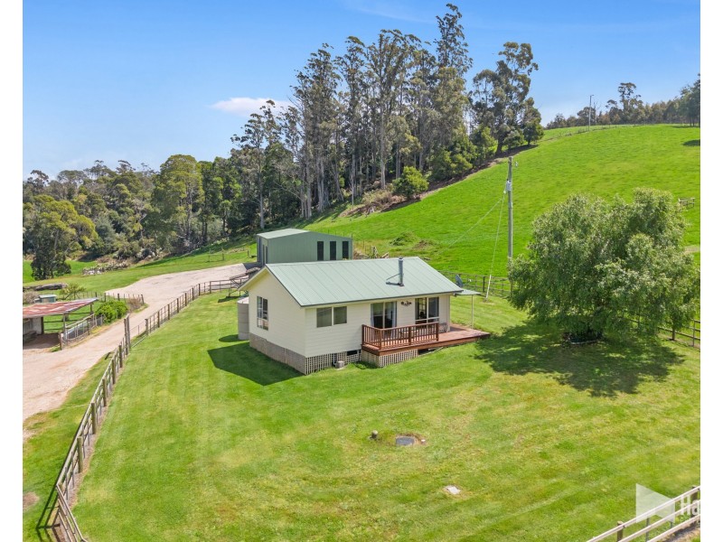 451 Bradys Plain Road, Parkham TAS 7304