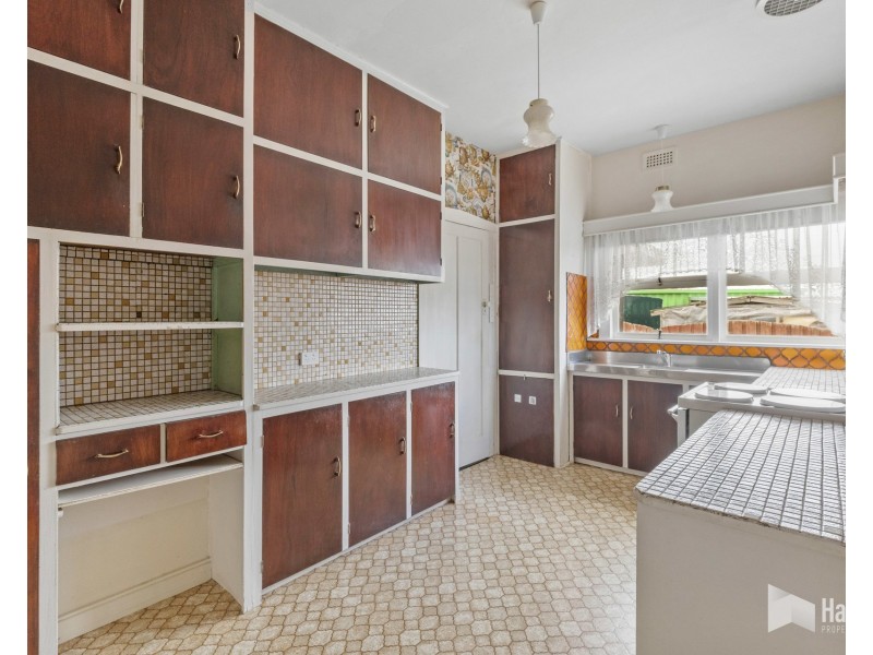 74 Middle Road, Devonport TAS 7310