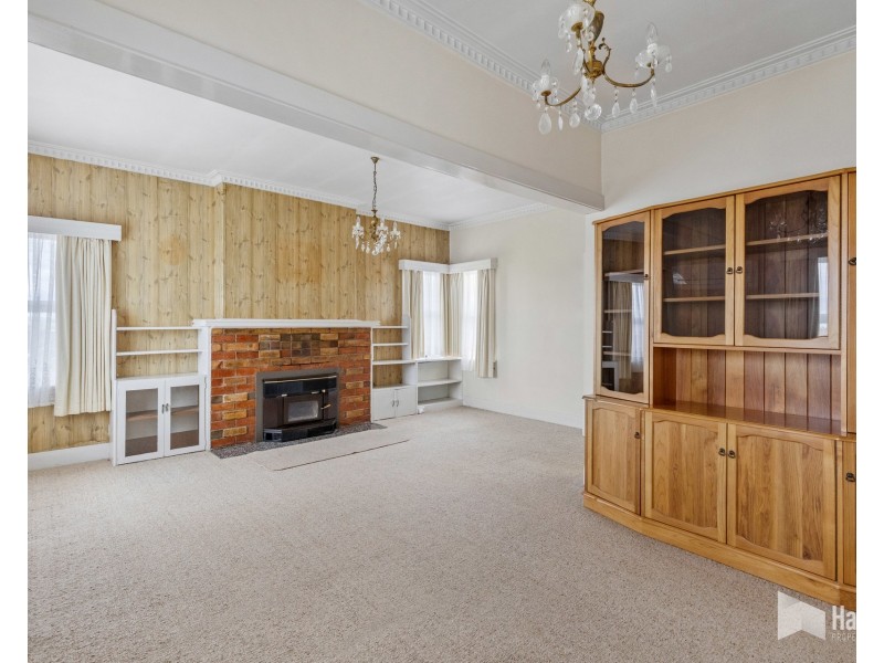 74 Middle Road, Devonport TAS 7310