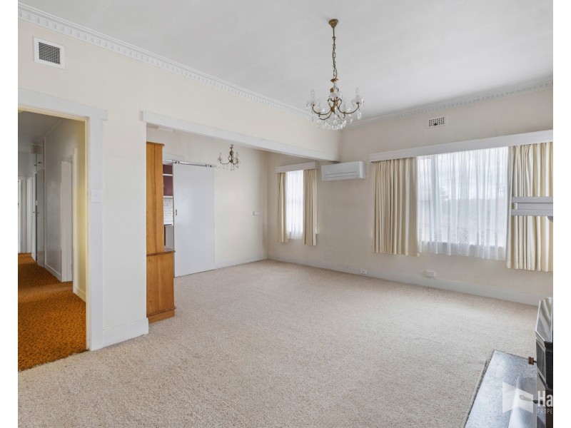 74 Middle Road, Devonport TAS 7310