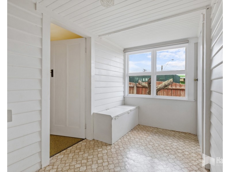 74 Middle Road, Devonport TAS 7310