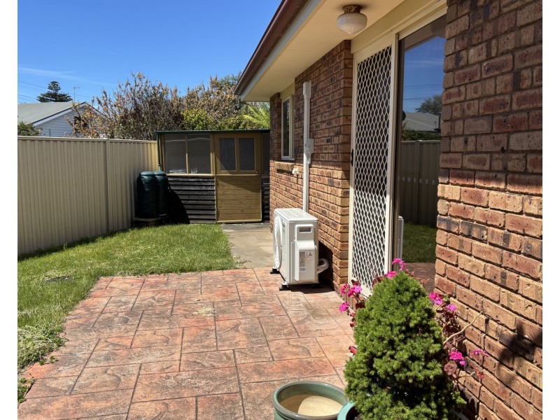 2/124a North Fenton Street, Devonport TAS 7310