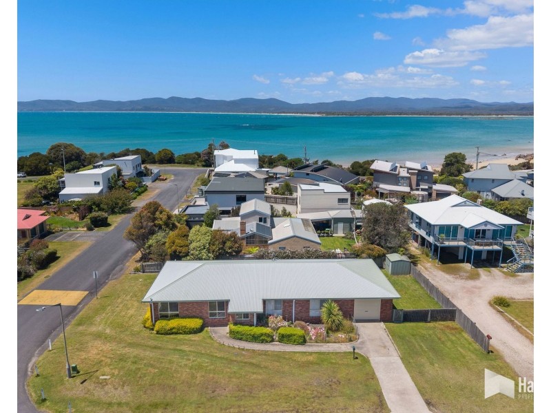 6 Vine Street, Hawley Beach TAS 7307