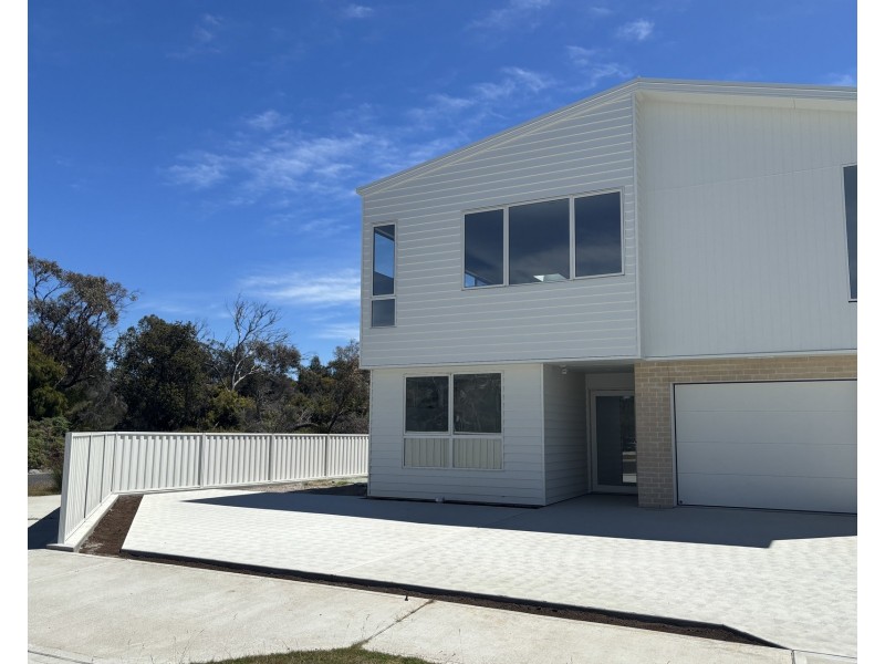 1/60 Taroona Street, Hawley Beach TAS 7307