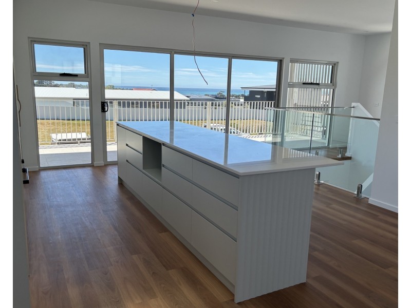 1/60 Taroona Street, Hawley Beach TAS 7307