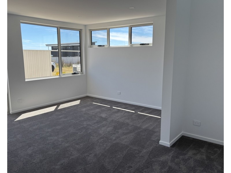 1/60 Taroona Street, Hawley Beach TAS 7307