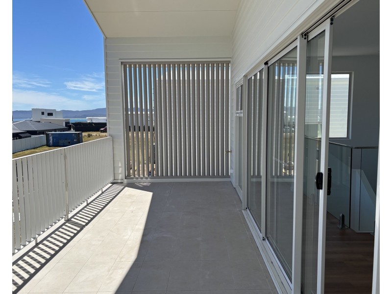 1/60 Taroona Street, Hawley Beach TAS 7307