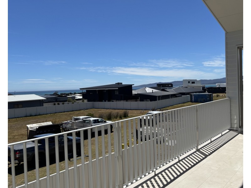 1/60 Taroona Street, Hawley Beach TAS 7307