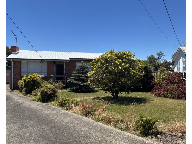 6 Soutar Street, Devonport TAS 7310