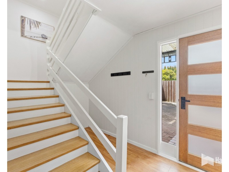 2 Glen Court, Devonport TAS 7310