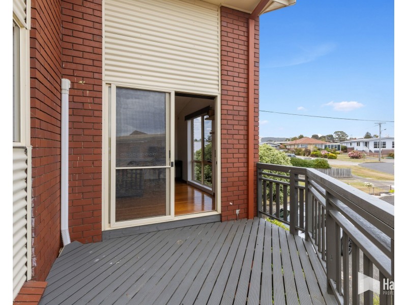 2 Glen Court, Devonport TAS 7310