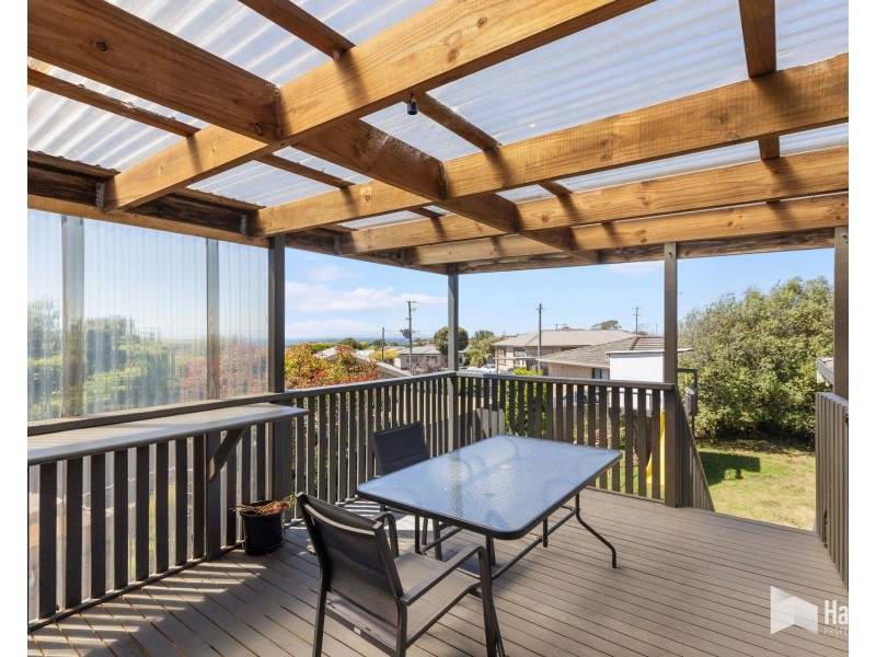 2 Glen Court, Devonport TAS 7310