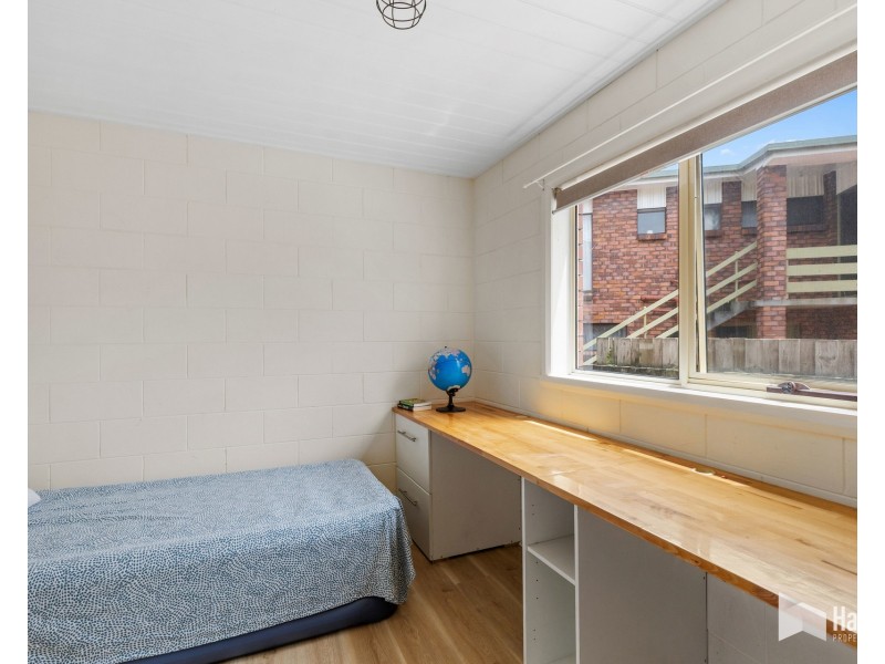 2 Glen Court, Devonport TAS 7310