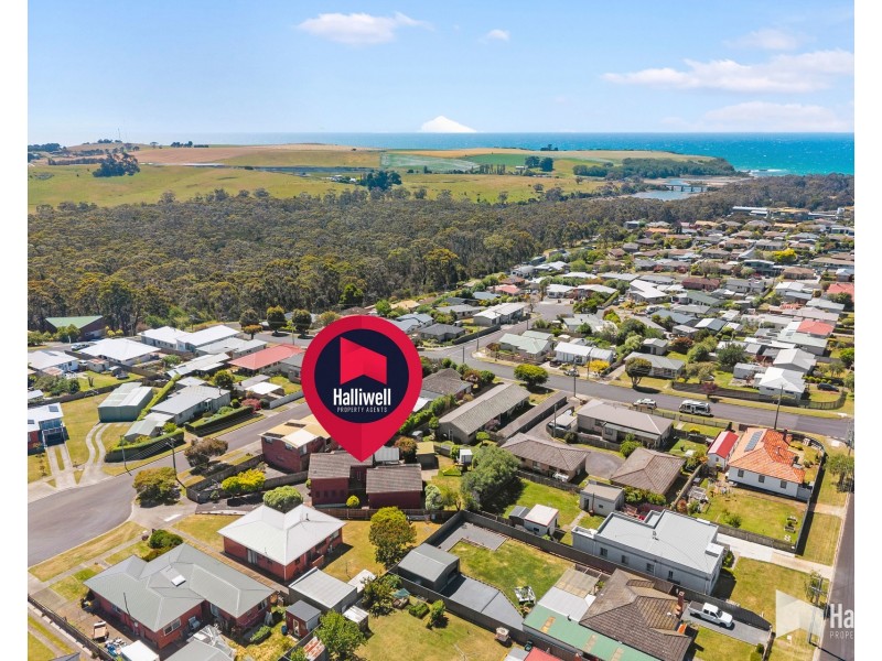 2 Glen Court, Devonport TAS 7310