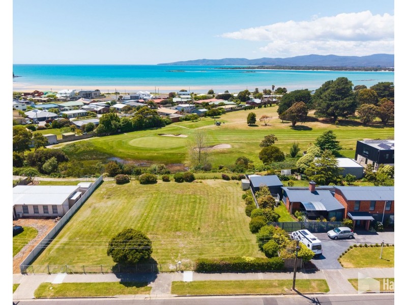 51 Shearwater Boulevarde, Shearwater TAS 7307