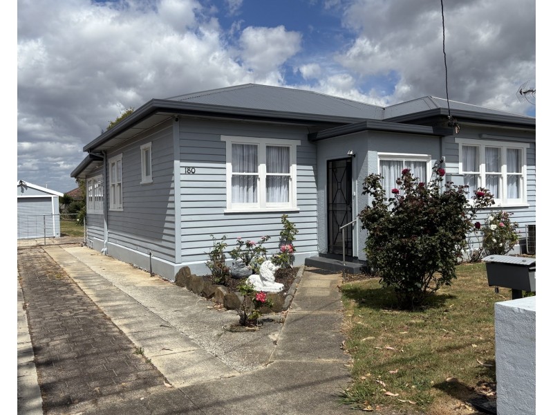 180 William Street, Devonport TAS 7310