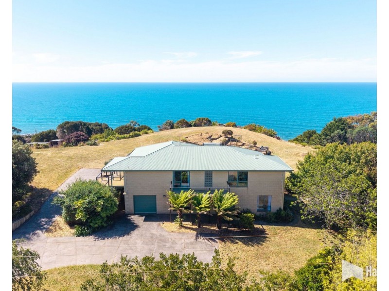 56 West Ridge Road, Penguin TAS 7316