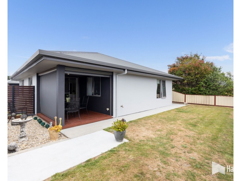 1/221 Stanley Street South, Latrobe TAS 7307