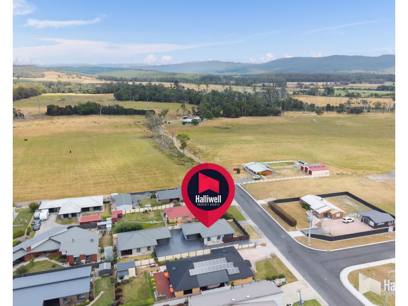 1/221 Stanley Street South, Latrobe TAS 7307