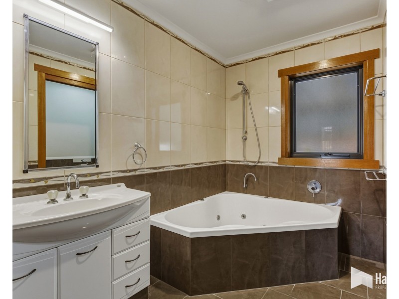 152 Parker Street, Devonport TAS 7310