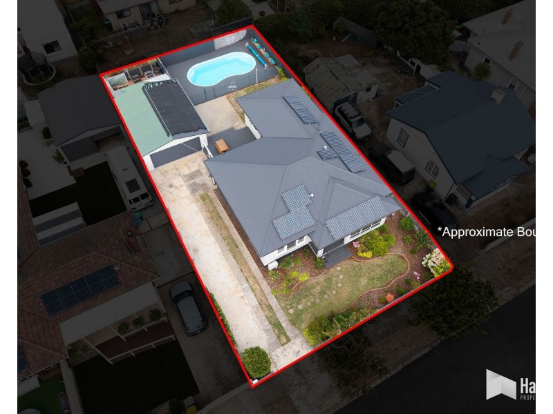 11 Hilltop Avenue, Devonport TAS 7310