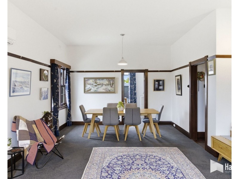 11 Hilltop Avenue, Devonport TAS 7310