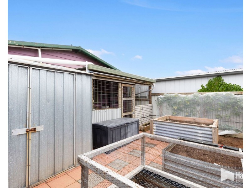 11 Hilltop Avenue, Devonport TAS 7310