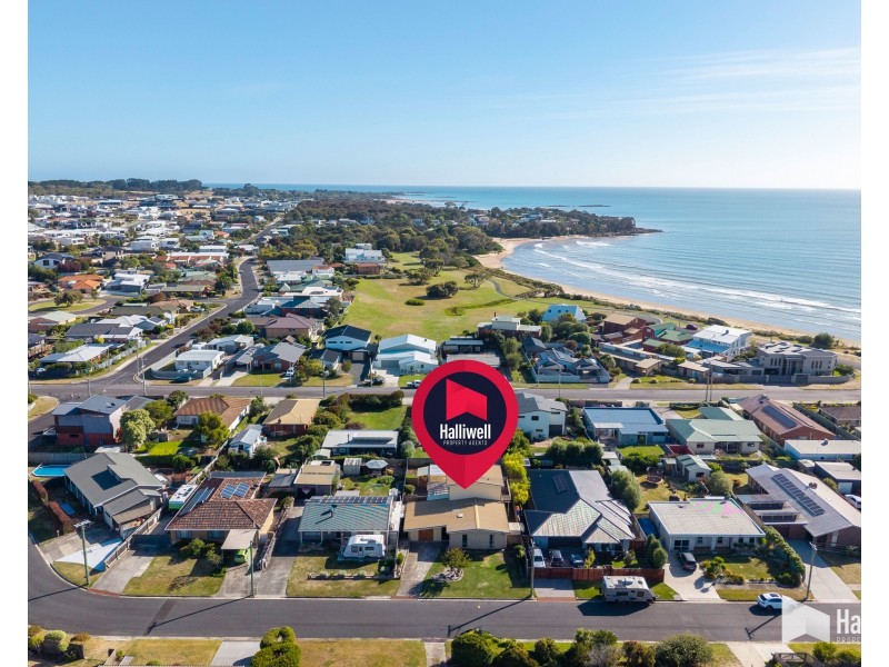 4 Seabreeze Avenue, Shearwater TAS 7307