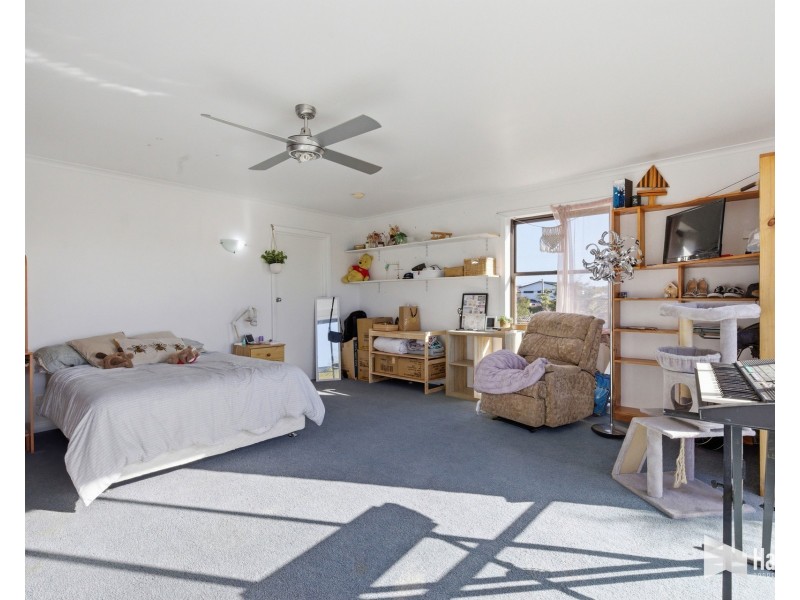 4 Seabreeze Avenue, Shearwater TAS 7307