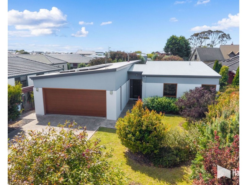 2 Inlet Court, Shearwater TAS 7307