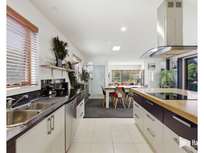 2 Inlet Court, Shearwater TAS 7307