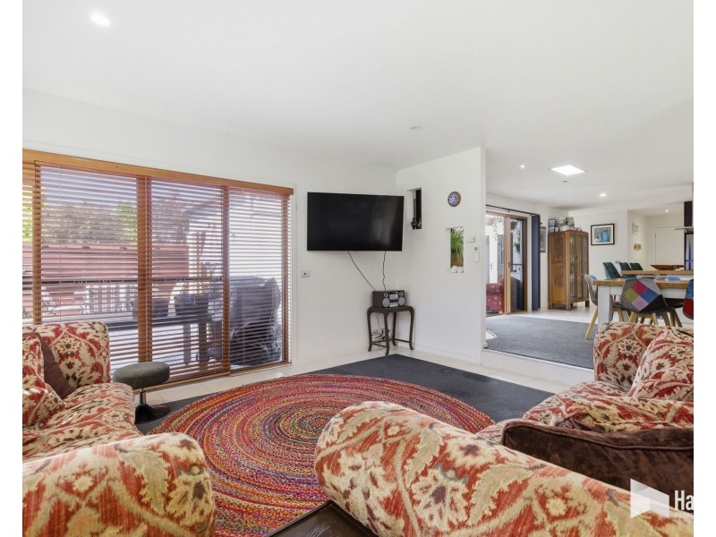 2 Inlet Court, Shearwater TAS 7307