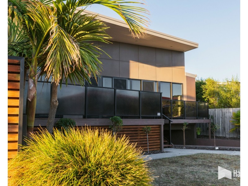 1 Cabernet Court, Hawley Beach TAS 7307
