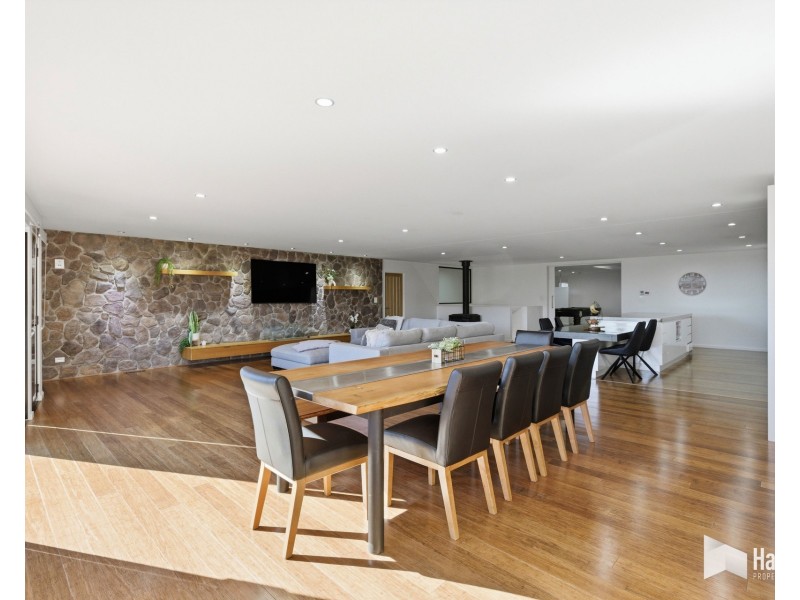 1 Cabernet Court, Hawley Beach TAS 7307