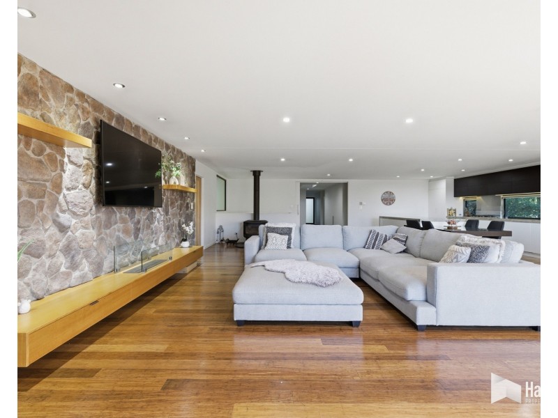 1 Cabernet Court, Hawley Beach TAS 7307