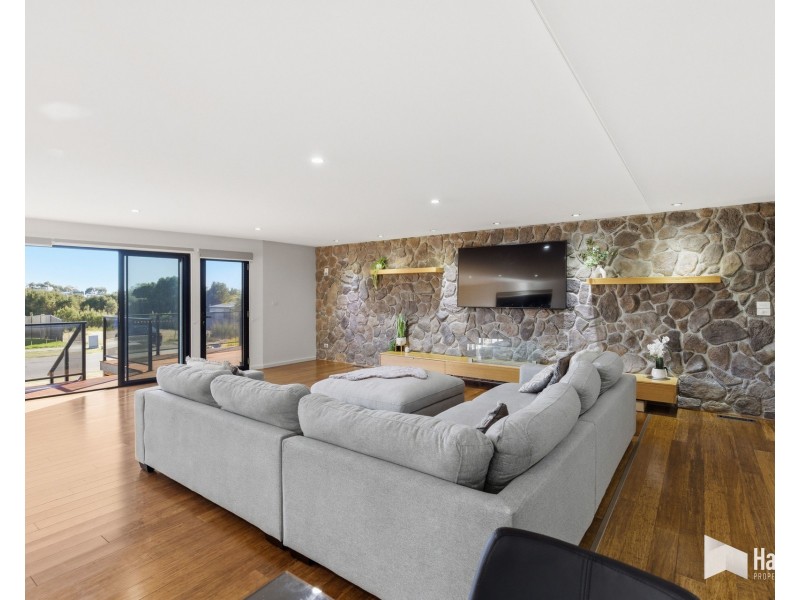 1 Cabernet Court, Hawley Beach TAS 7307