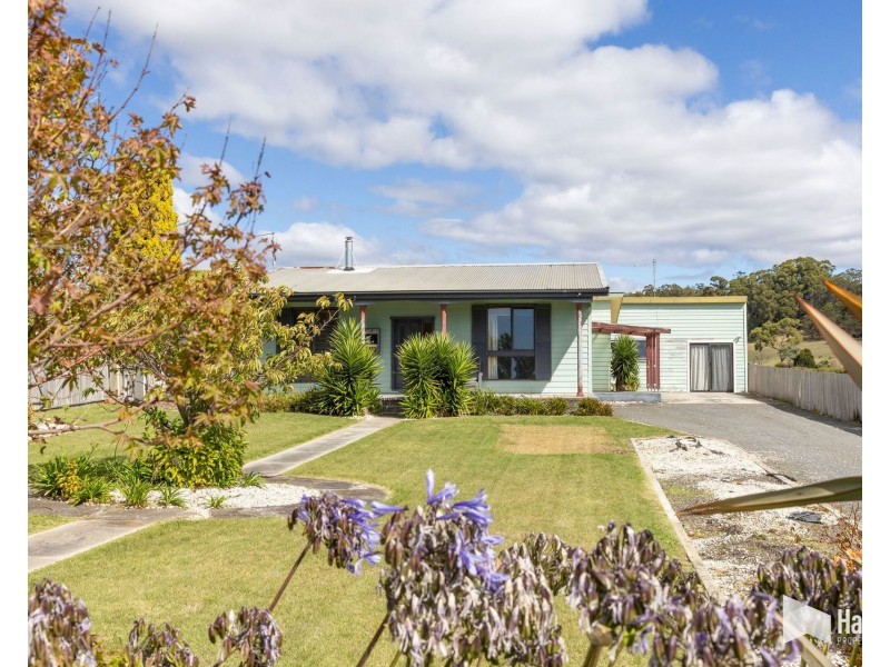 210 Westella Drive, Turners Beach TAS 7315