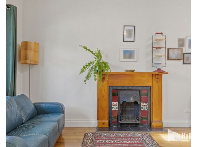 16 Henry Street, Devonport TAS 7310