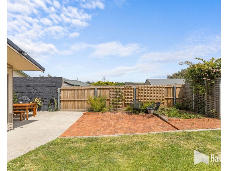 16 Henry Street, Devonport TAS 7310