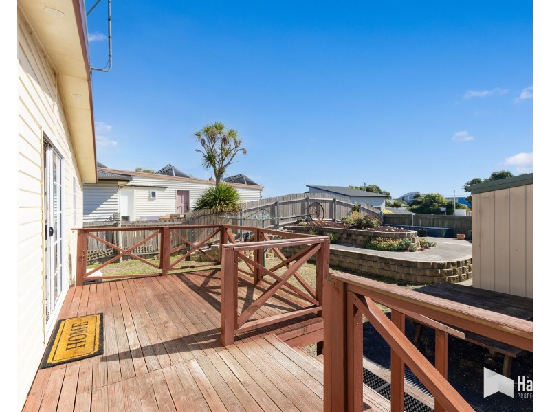33 Turners Avenue, Turners Beach TAS 7315