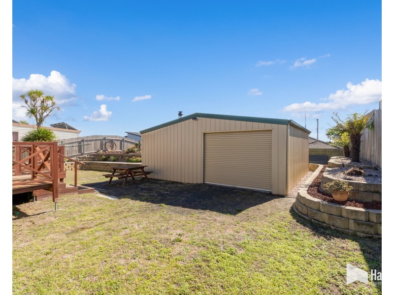 33 Turners Avenue, Turners Beach TAS 7315