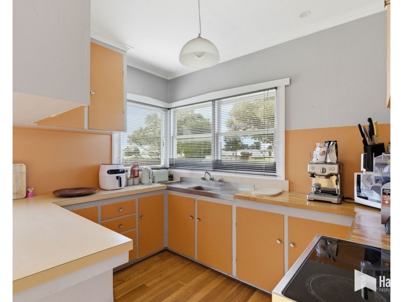 22 Tarleton Street, East Devonport TAS 7310