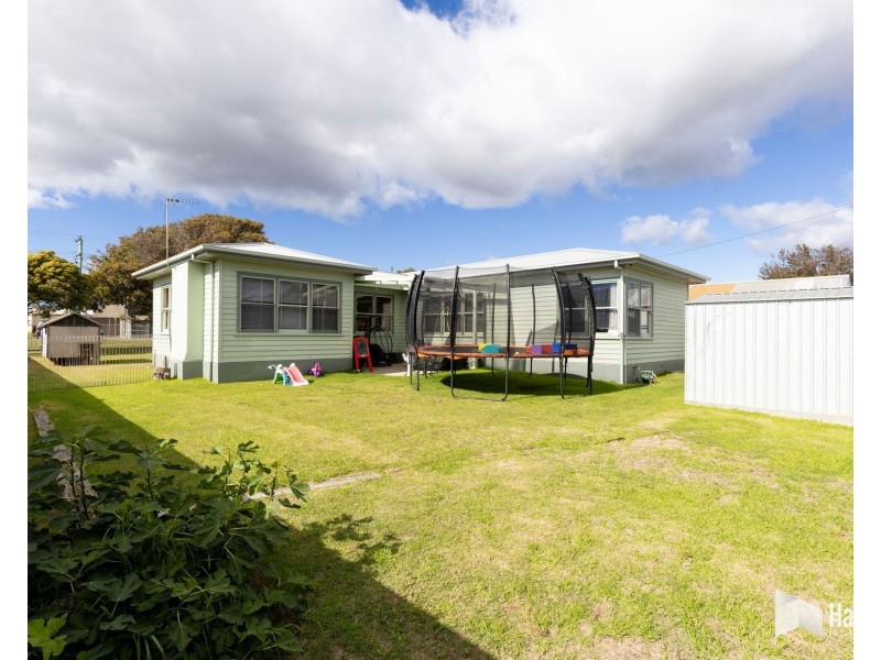 22 Tarleton Street, East Devonport TAS 7310