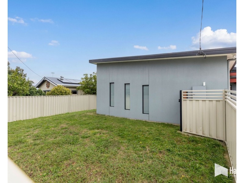 8 James Street, Devonport TAS 7310