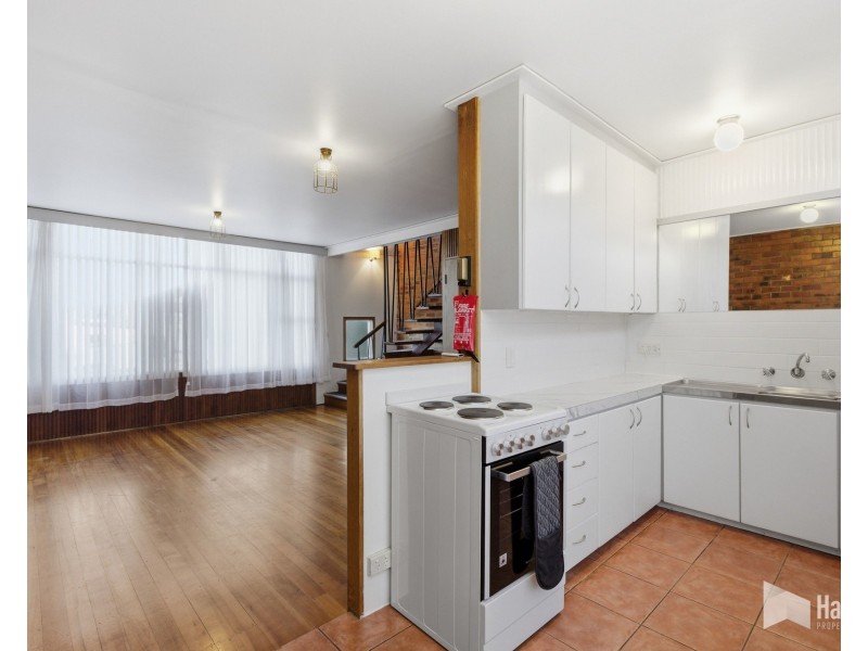 2/1 Percy Street, Devonport TAS 7310