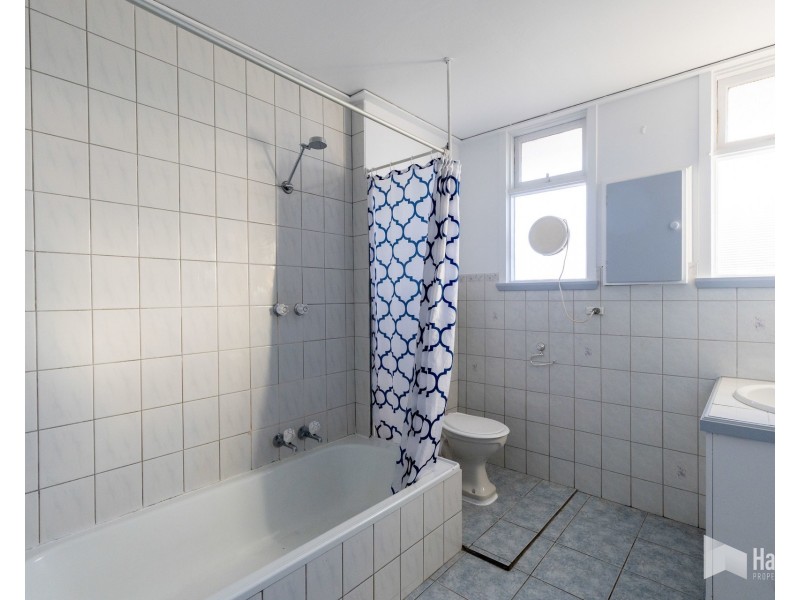 2/1 Percy Street, Devonport TAS 7310