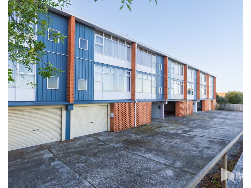 2/1 Percy Street, Devonport TAS 7310